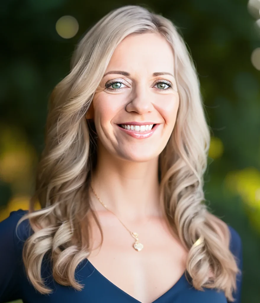 Amy Weiss Headshot